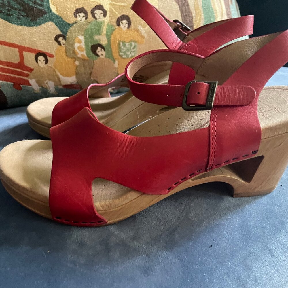 Dansko, Tasha, Red Leather Sandals, Size 39